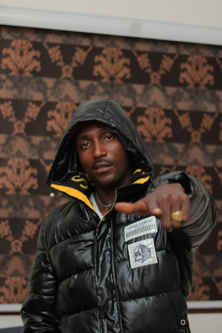 Ben G Zo Biography