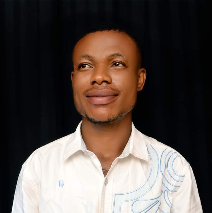 E-Praiser Biography