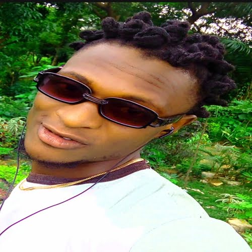 Flashlily R2M A1 Biography