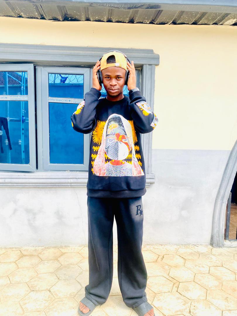 Oluwahydro Biography