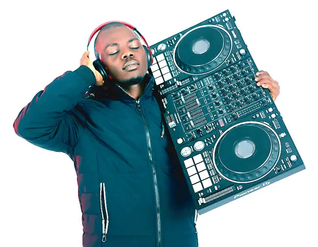 DJ Cora – Mara Beat