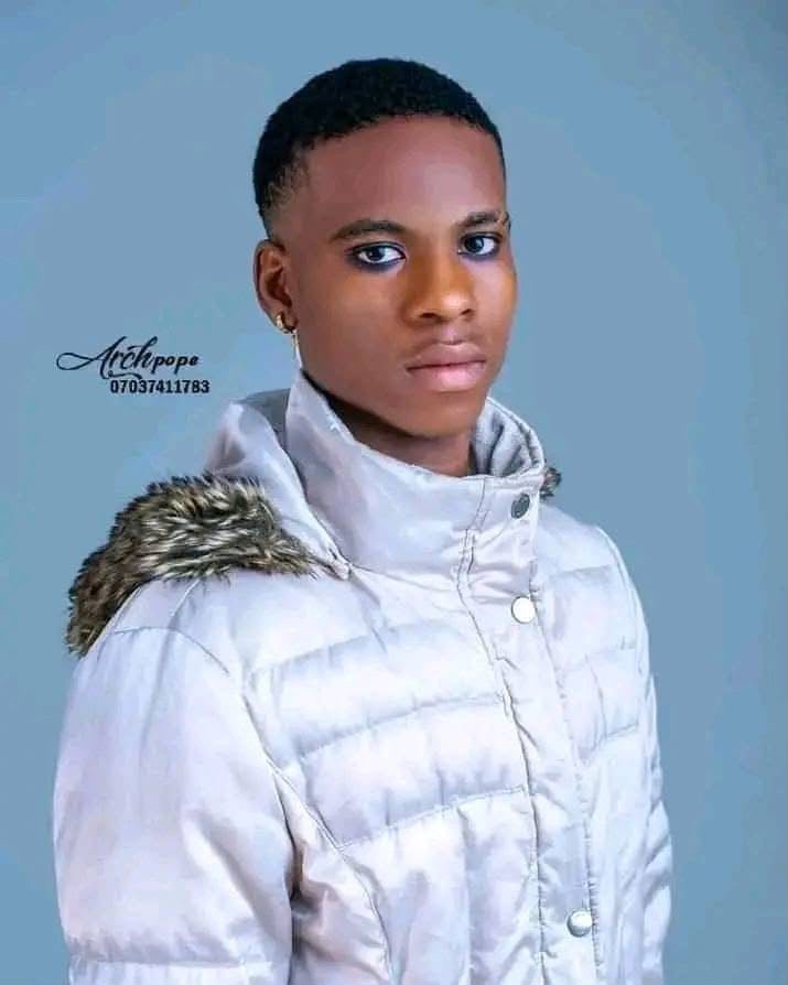 King Sb Biography